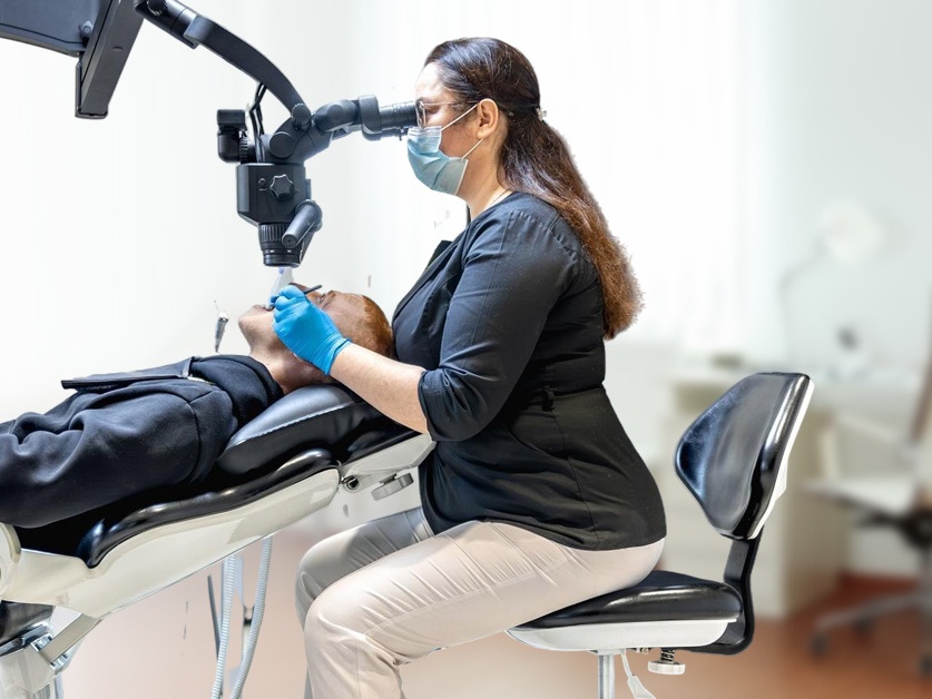 Zubní lékař - MUDr. Jiří Štěpek