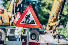 Uzavírka na I/37 i nová stezka k nádraží. Křižanov zvládá dvě stavby najednou Uzavírka na I/37 i nová stezka k nádraží. Křižanov zvládá dvě stavby najednou